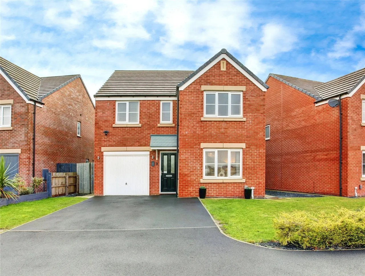 4 bed house for sale — Wallasey Drive, The Fairways, Cramlington, Northumberland, NE23