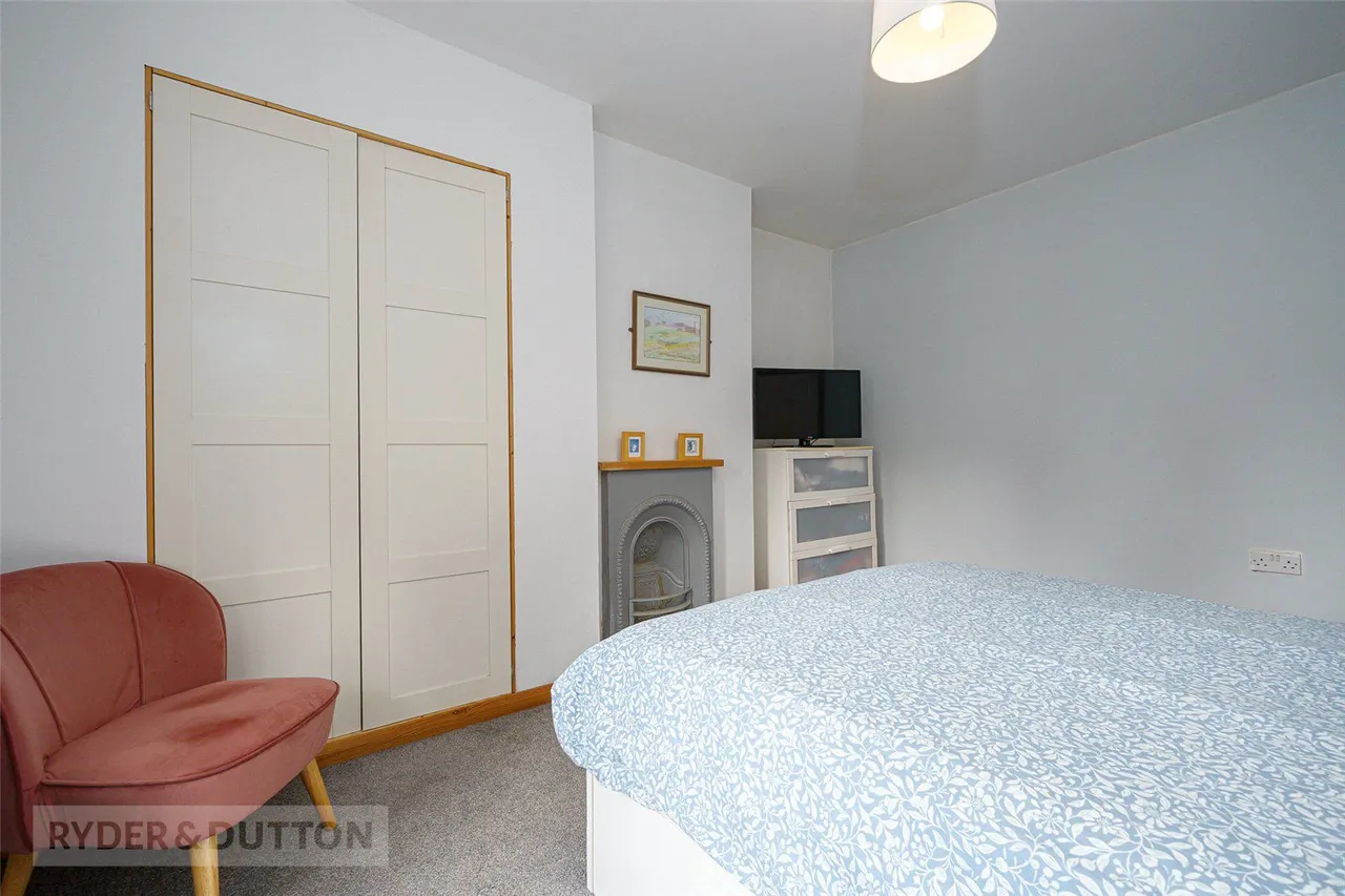 Hollin Avenue, Marsh, HD3, photo 10