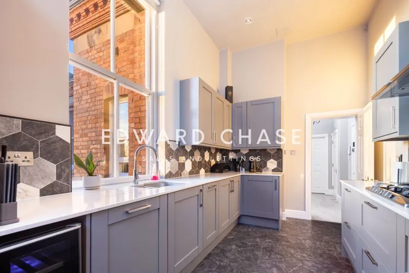 Rosebury Square, Woodford Green, IG8, photo 10