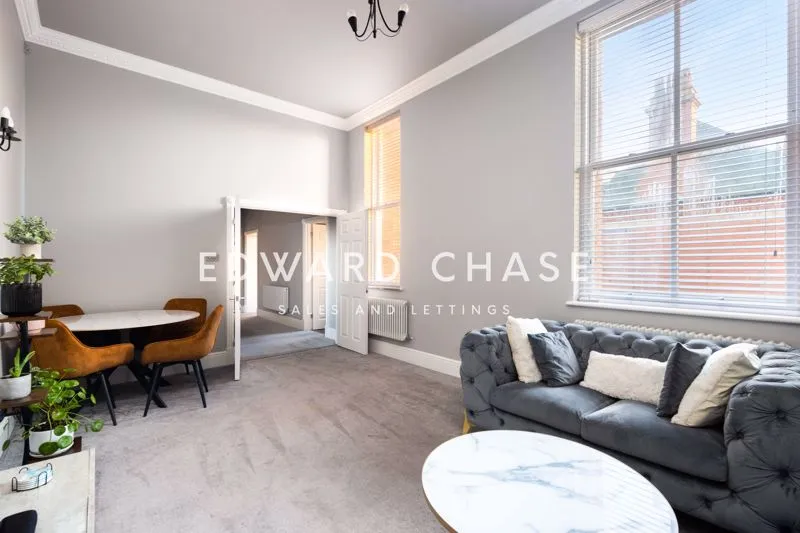 Rosebury Square, Woodford Green, IG8, photo 6