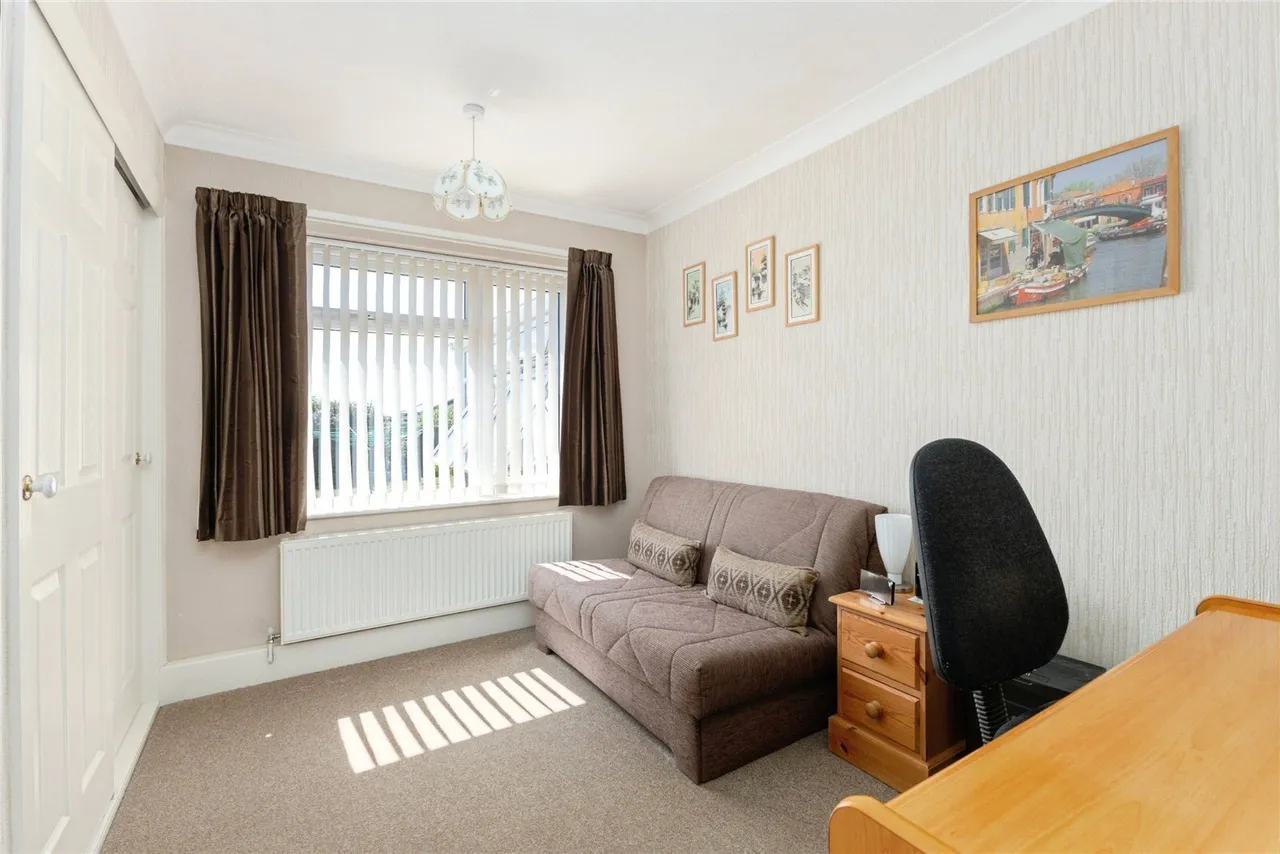 Larch Close, Attleborough, NR17, photo 20