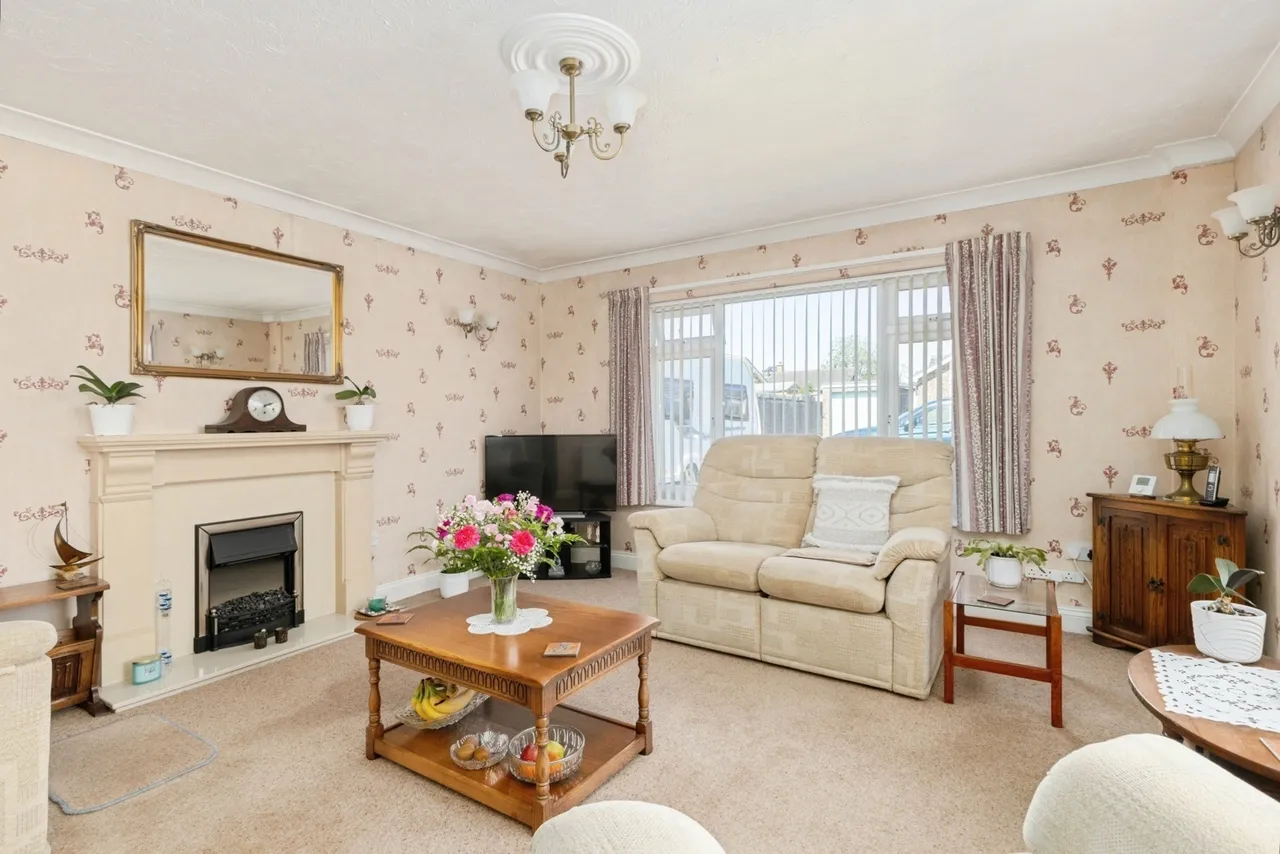 Larch Close, Attleborough, NR17, photo 15