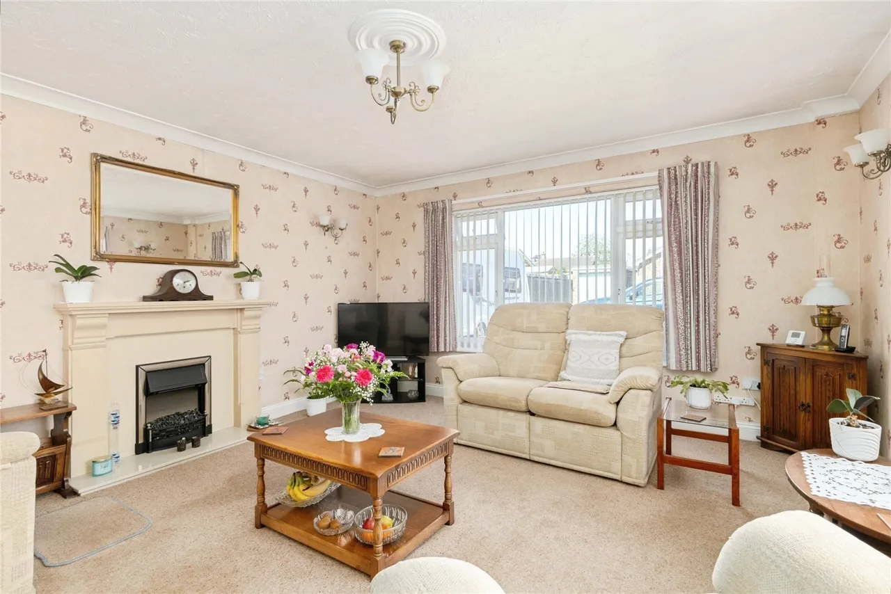 Larch Close, Attleborough, NR17, photo 5