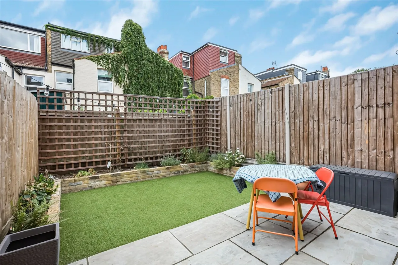 Crowborough Road, Furzedown, photo 4