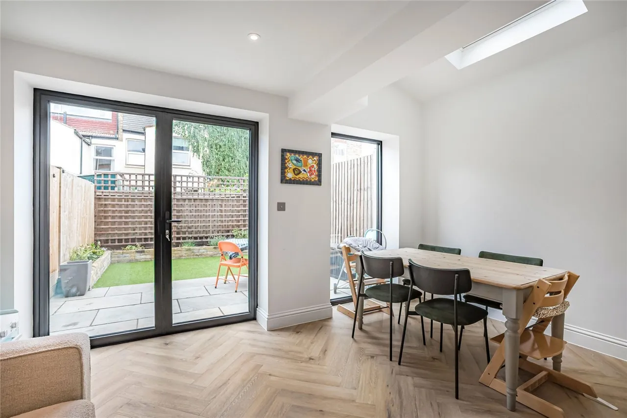 Crowborough Road, Furzedown, photo 16