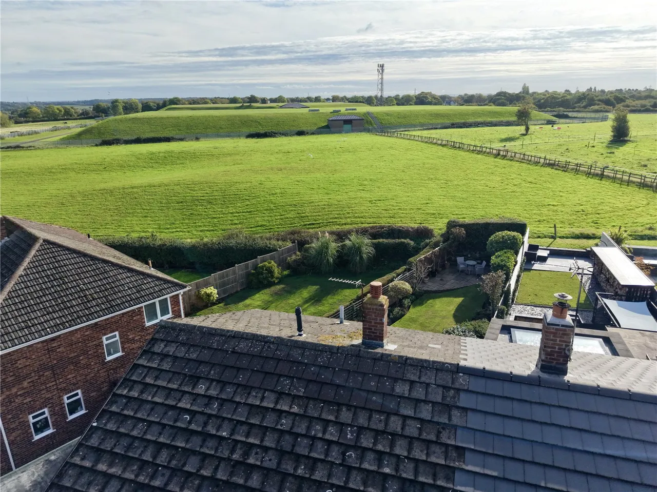 Axholme Close, Thingwall, CH61, photo 3