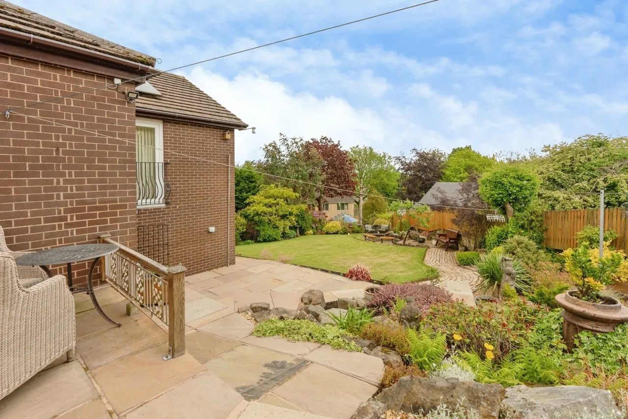 Glendale Close, Burnley, Lancashire, BB11, photo 28
