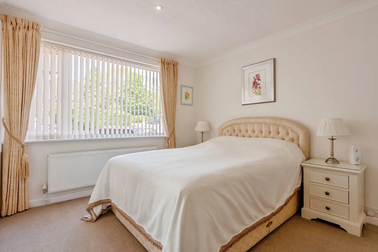 Glendale Close, Burnley, Lancashire, BB11, photo 13
