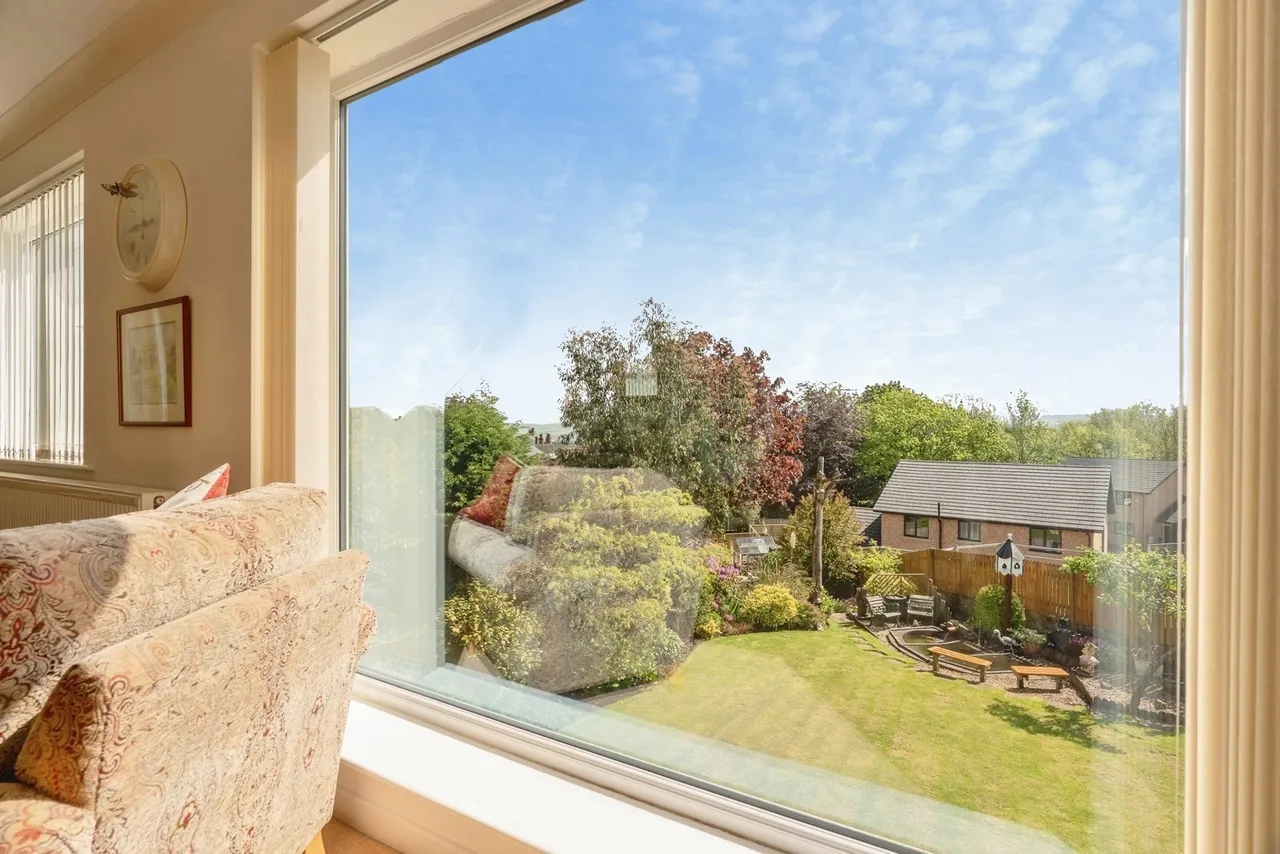 Glendale Close, Burnley, Lancashire, BB11, photo 8