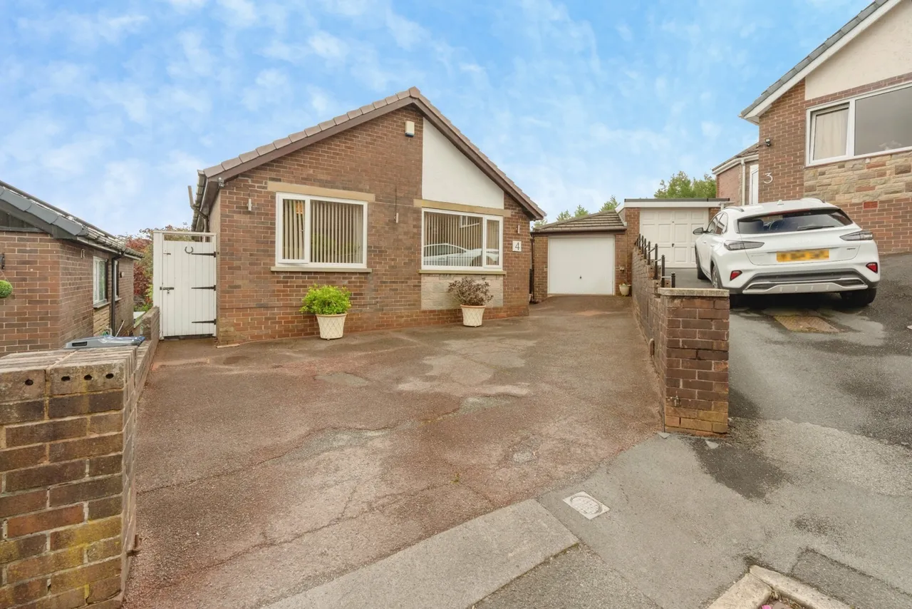 Glendale Close, Burnley, Lancashire, BB11, photo 31