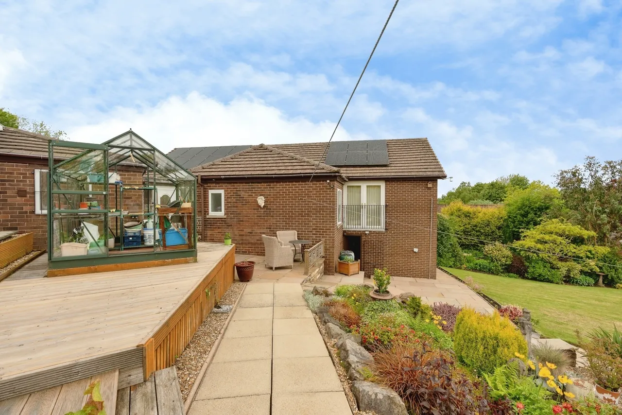 Glendale Close, Burnley, Lancashire, BB11, photo 26