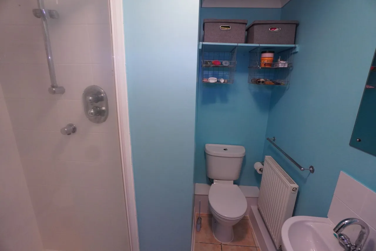 Conifer Rise, Goodearl Court, HP12, photo 8