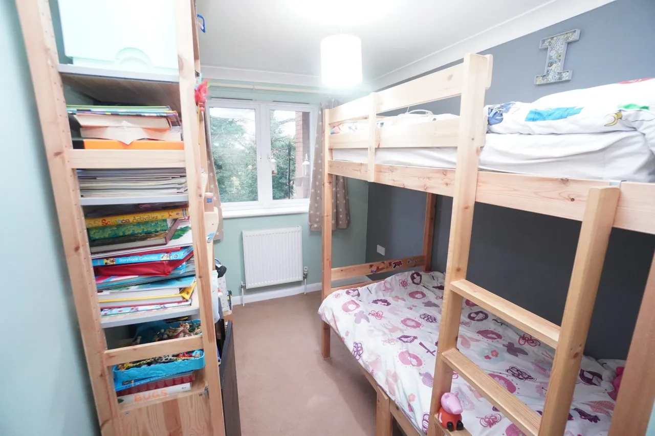 Conifer Rise, Goodearl Court, HP12, photo 9
