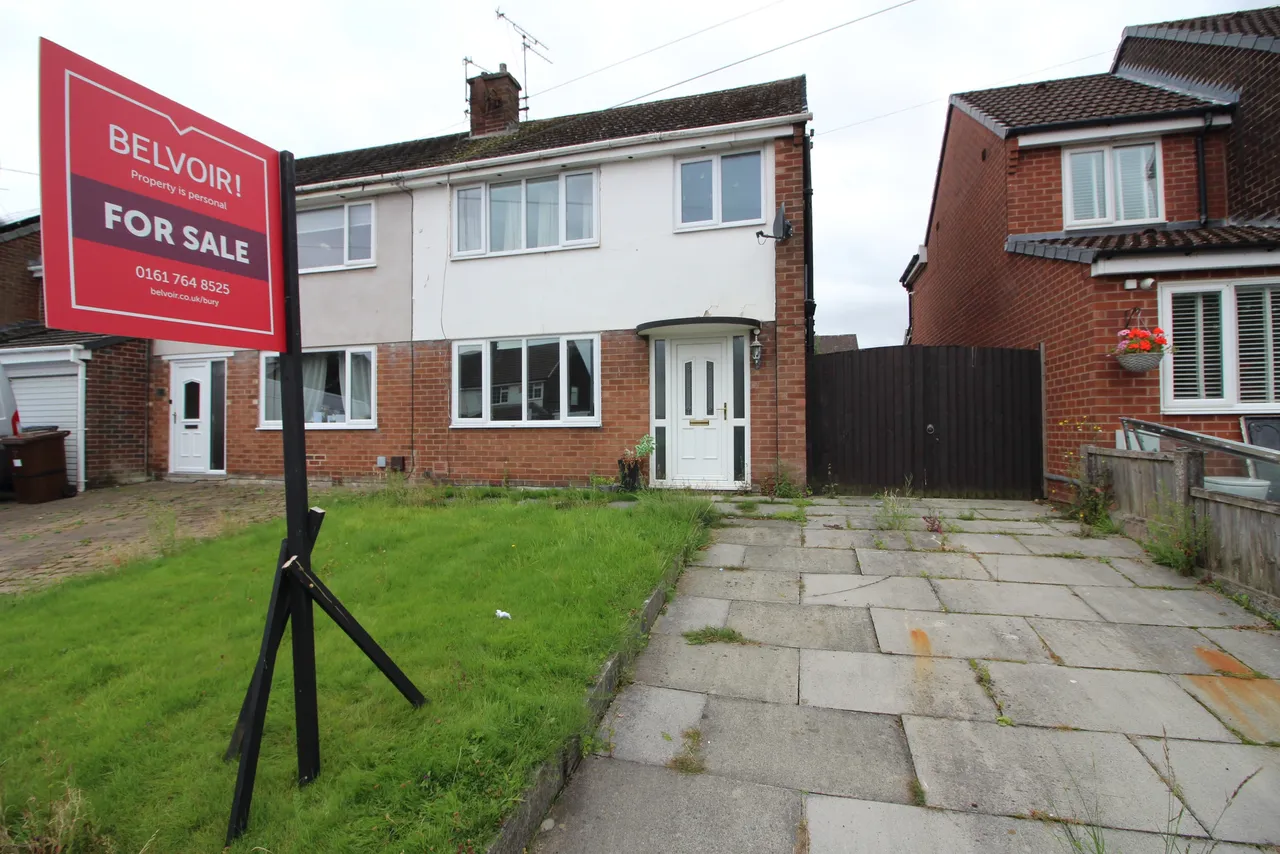 3 bed house for sale — Fieldhead Avenue, Bury, BL8