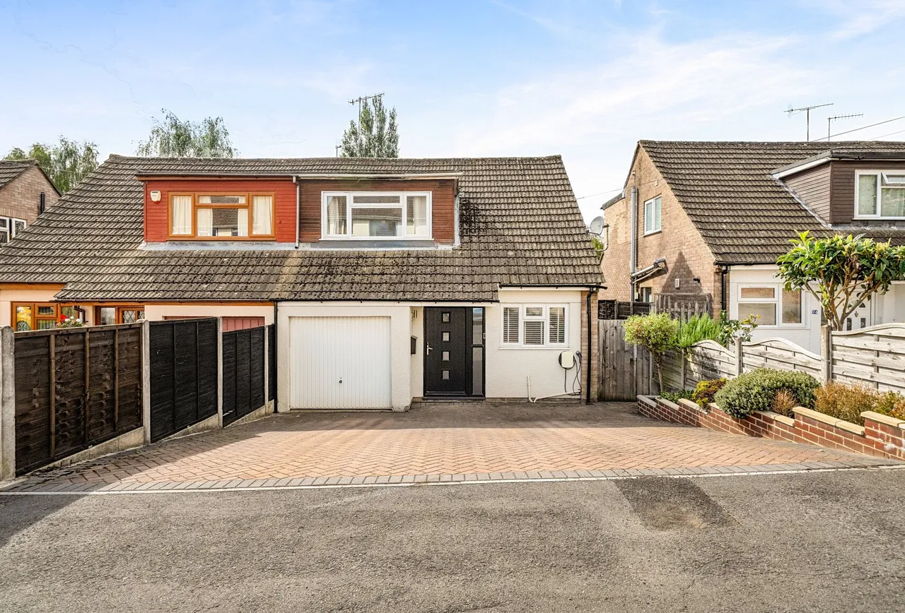 3 bed house for sale — Marling Crescent, Stroud, GL5 4LB