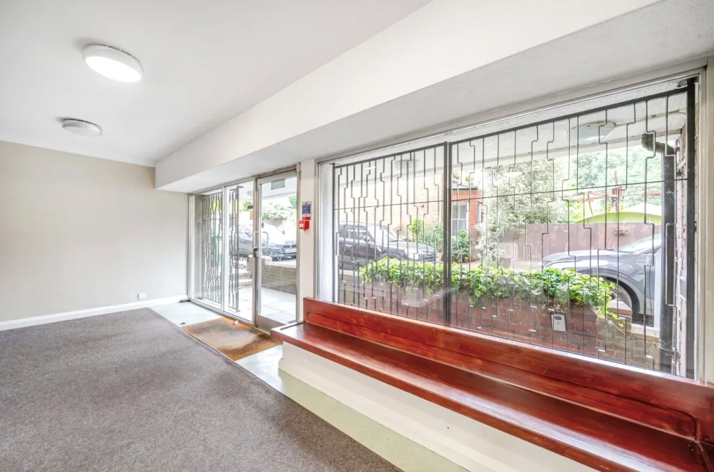 Vale of Health, Hampstead, NW3, photo 6