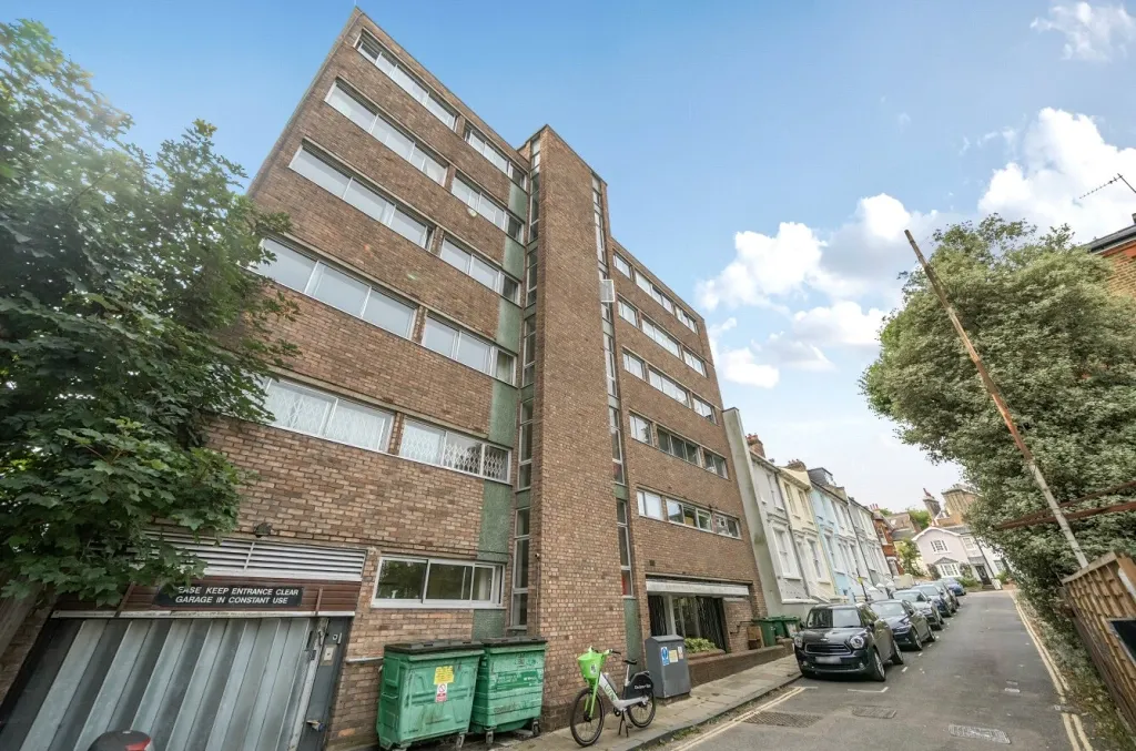 Vale of Health, Hampstead, NW3, photo 9