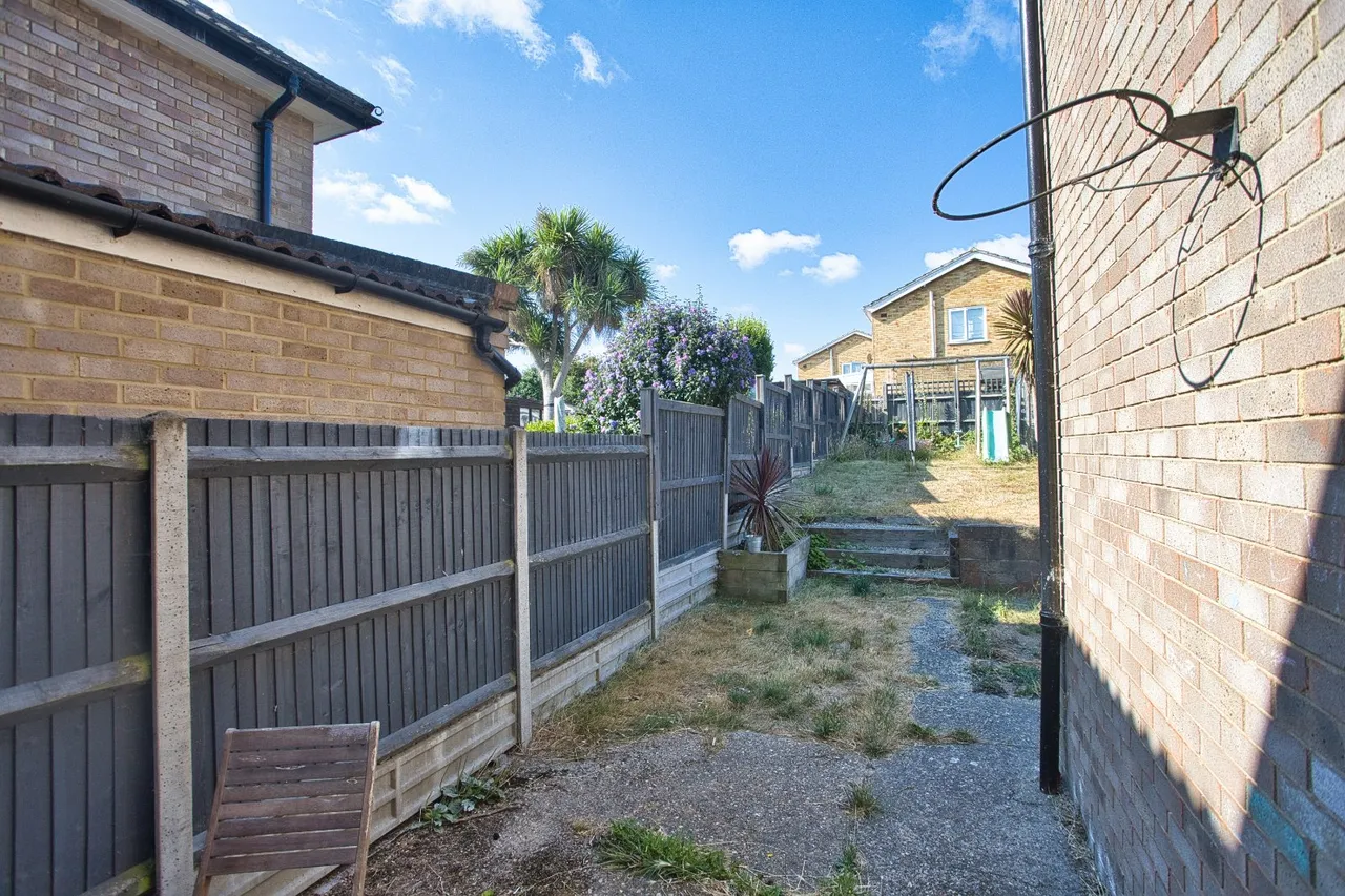Manor Road, Deal, CT14, photo 11