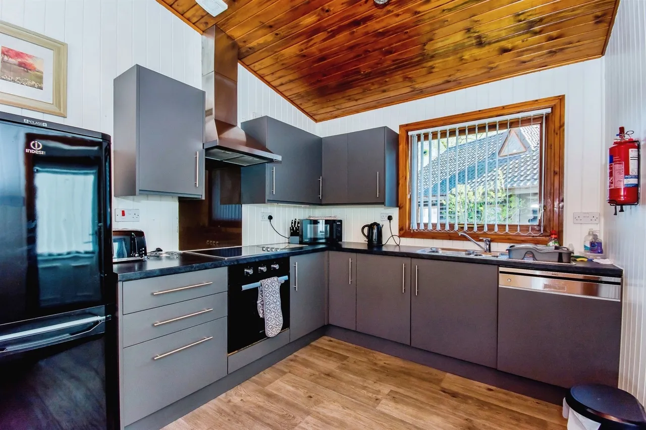 Sleaford Road, Tattershall, Lincoln, photo 4