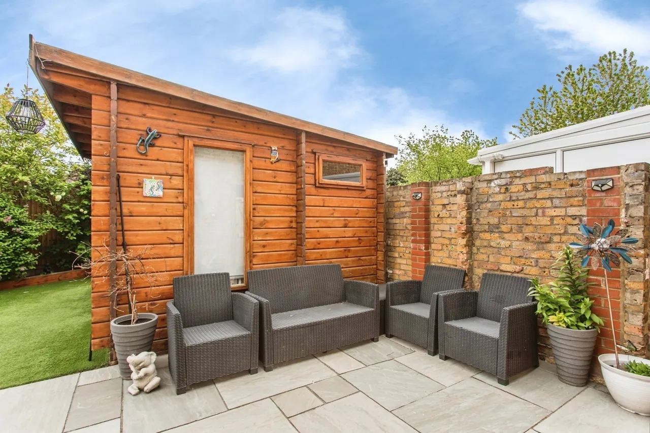 Newington Avenue, Southend-on-Sea, Essex, SS2, photo 18