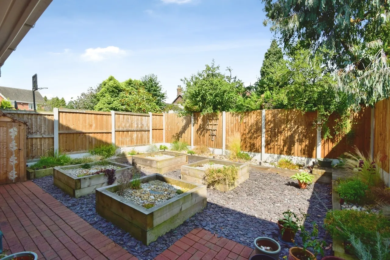 Bluebell Way, Alsager, Stoke-on-Trent, Cheshire, ST7, photo 20