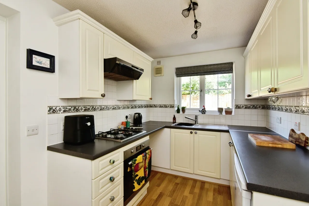 Bluebell Way, Alsager, Stoke-on-Trent, Cheshire, ST7, photo 3