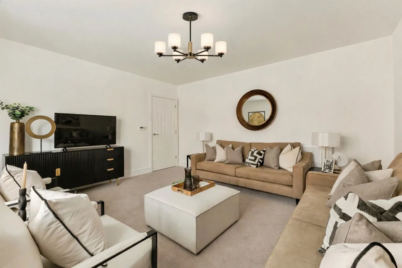 Buckenham Road, Attleborough, photo 4