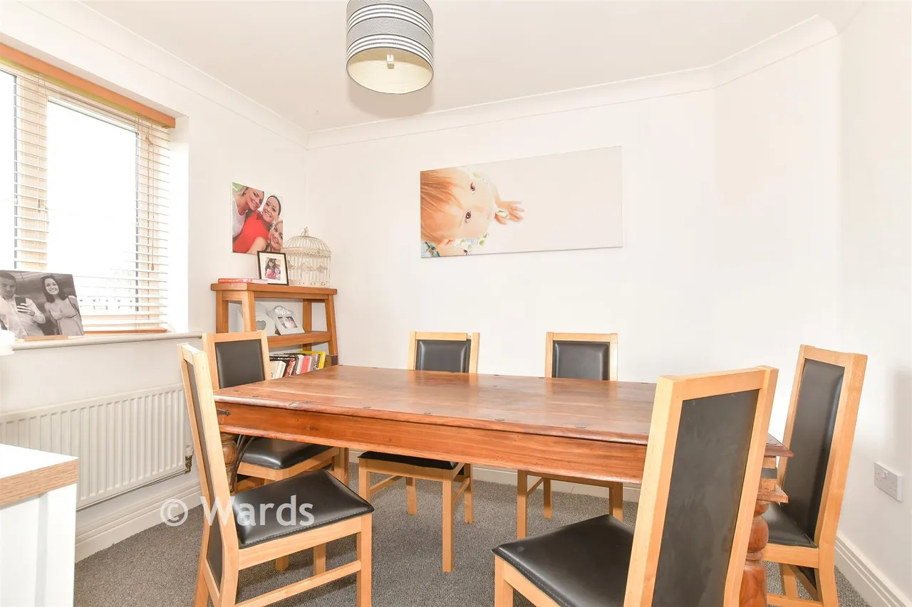 Baryntyne Crescent, Rochester, ME3, photo 5