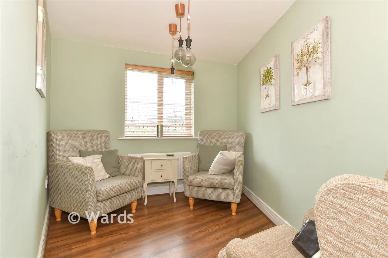 Baryntyne Crescent, Rochester, ME3, photo 4