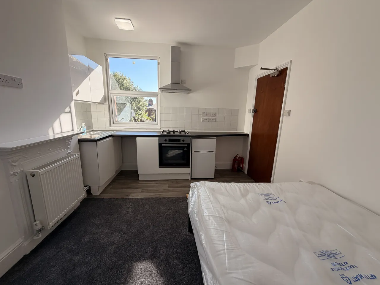 Kingsthorpe Grove, NORTHAMPTON, photo 2