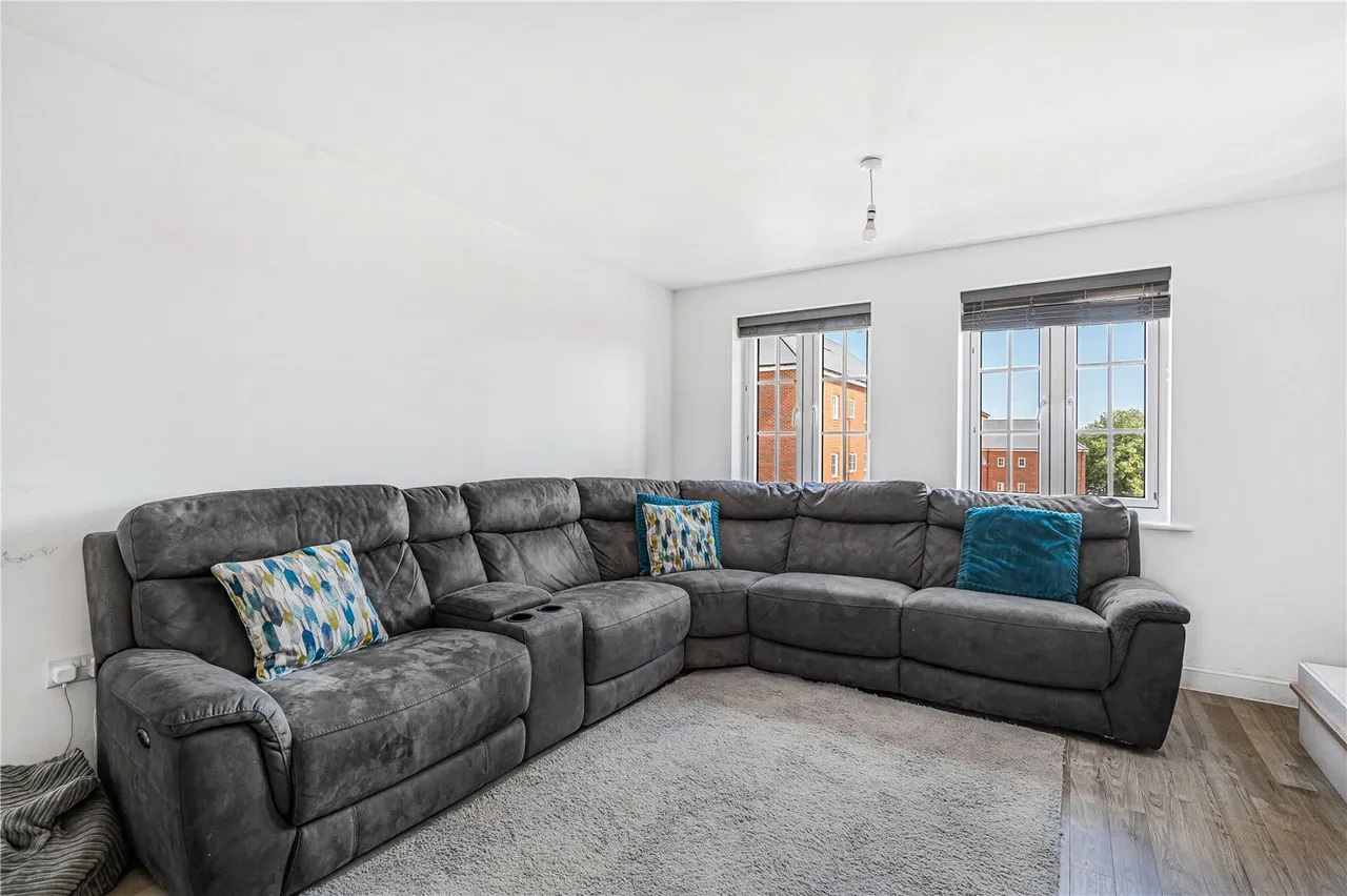 Masterson Close, Wellesley, GU11, photo 12