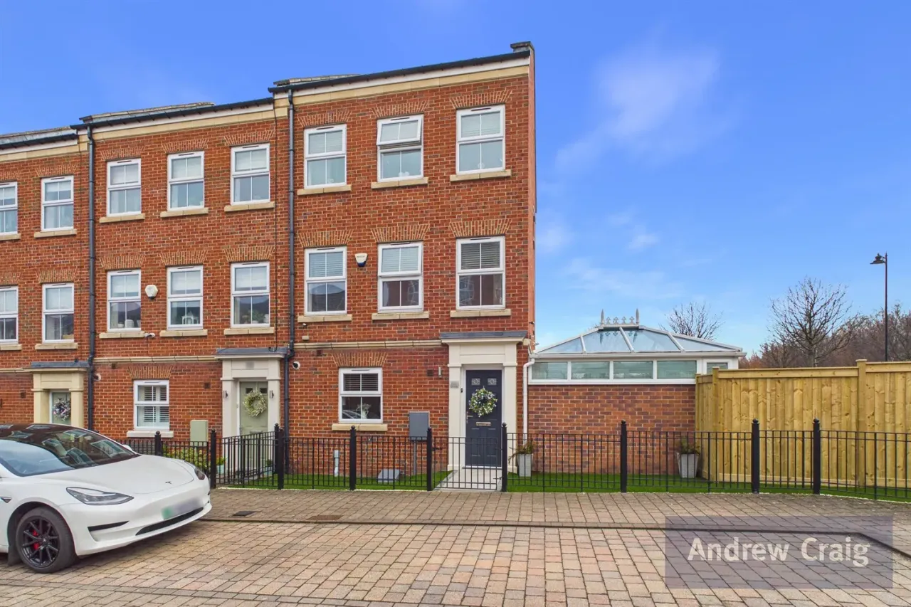 Brass Thill Way, South Shields, NE33, photo 26