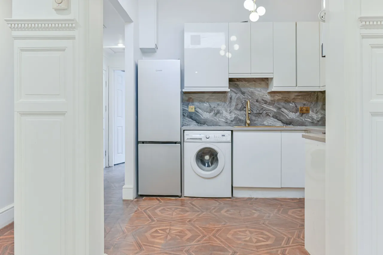 8c Lewin Road, London, photo 8