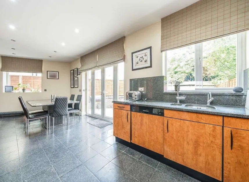 Belsize Road, West Hampstead, NW6, photo 4