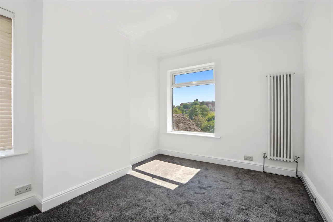 Robinson Road, Nottingham, NG3, photo 9