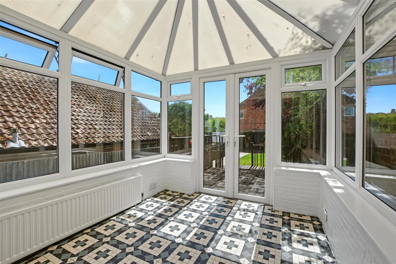 Robinson Road, Nottingham, NG3, photo 6