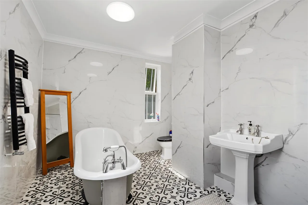 Robinson Road, Nottingham, NG3, photo 10