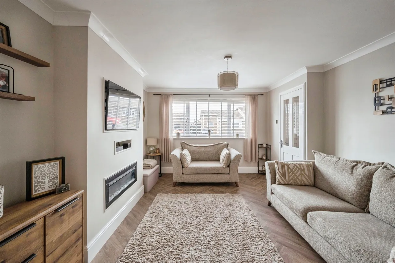 Uttoxeter Avenue, Mexborough, photo 6