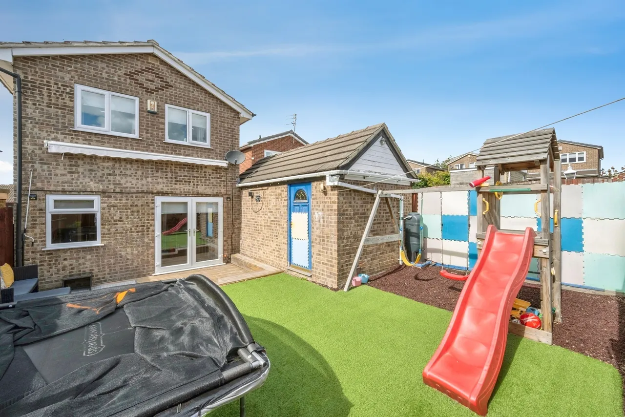 Uttoxeter Avenue, Mexborough, photo 4