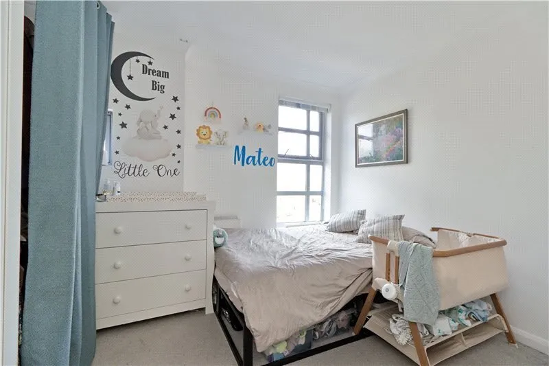 Thames Reach, London, SE28, photo 10