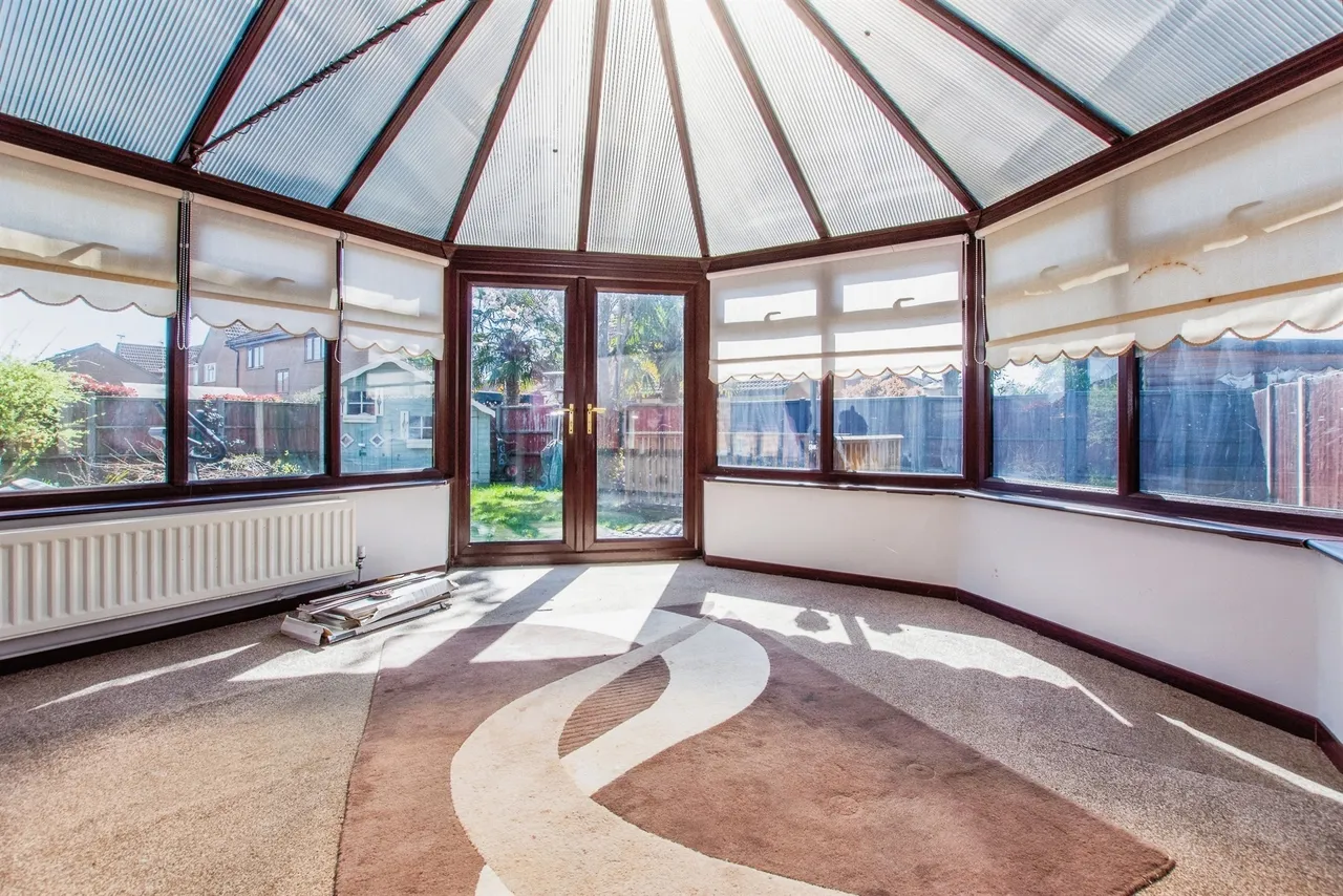 Longdon Close, Sutton Bridge, Spalding, photo 8