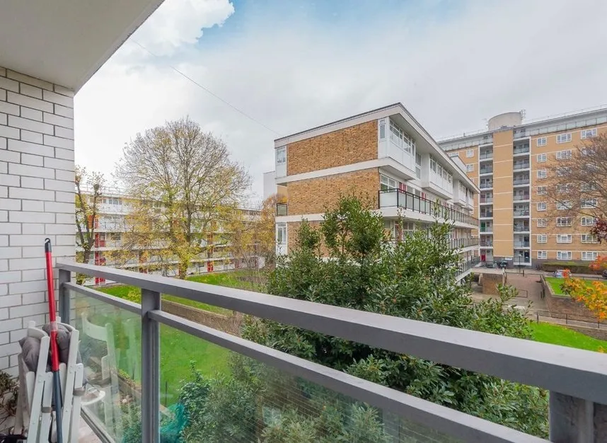 Churchill Gardens, Pimlico, SW1V, photo 5