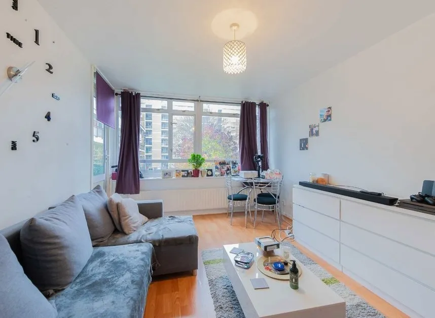 Churchill Gardens, Pimlico, SW1V, photo 4