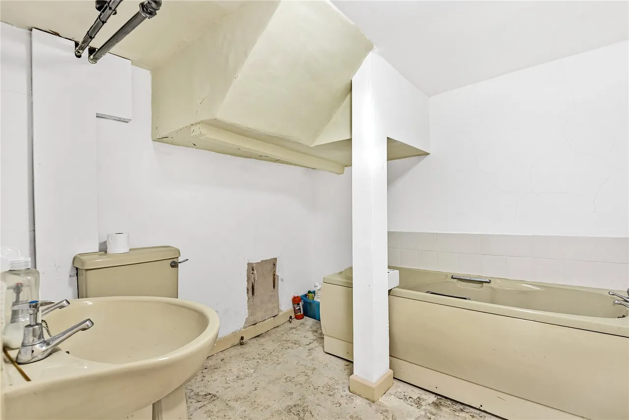 London Road, Twickenham, TW1 3RR, photo 12