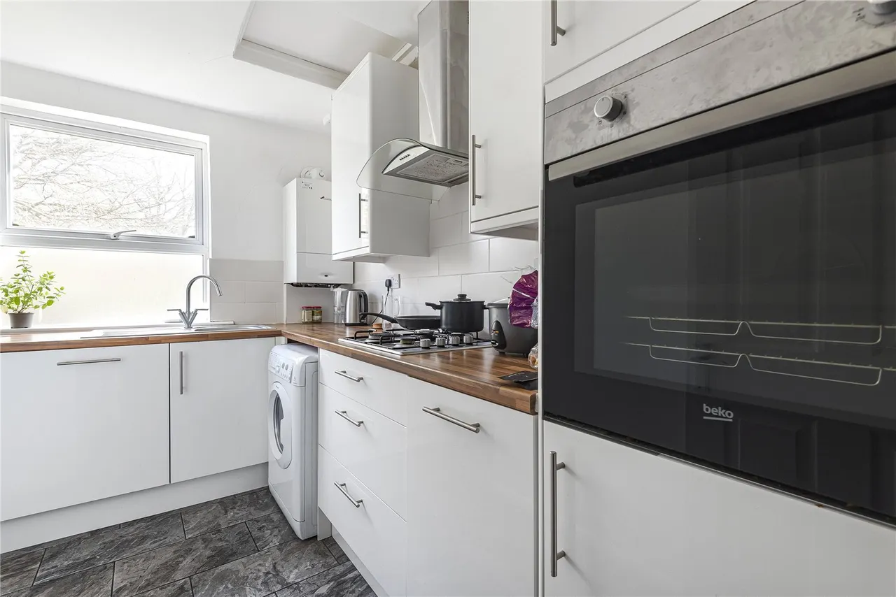 London Road, Twickenham, TW1 3RR, photo 3