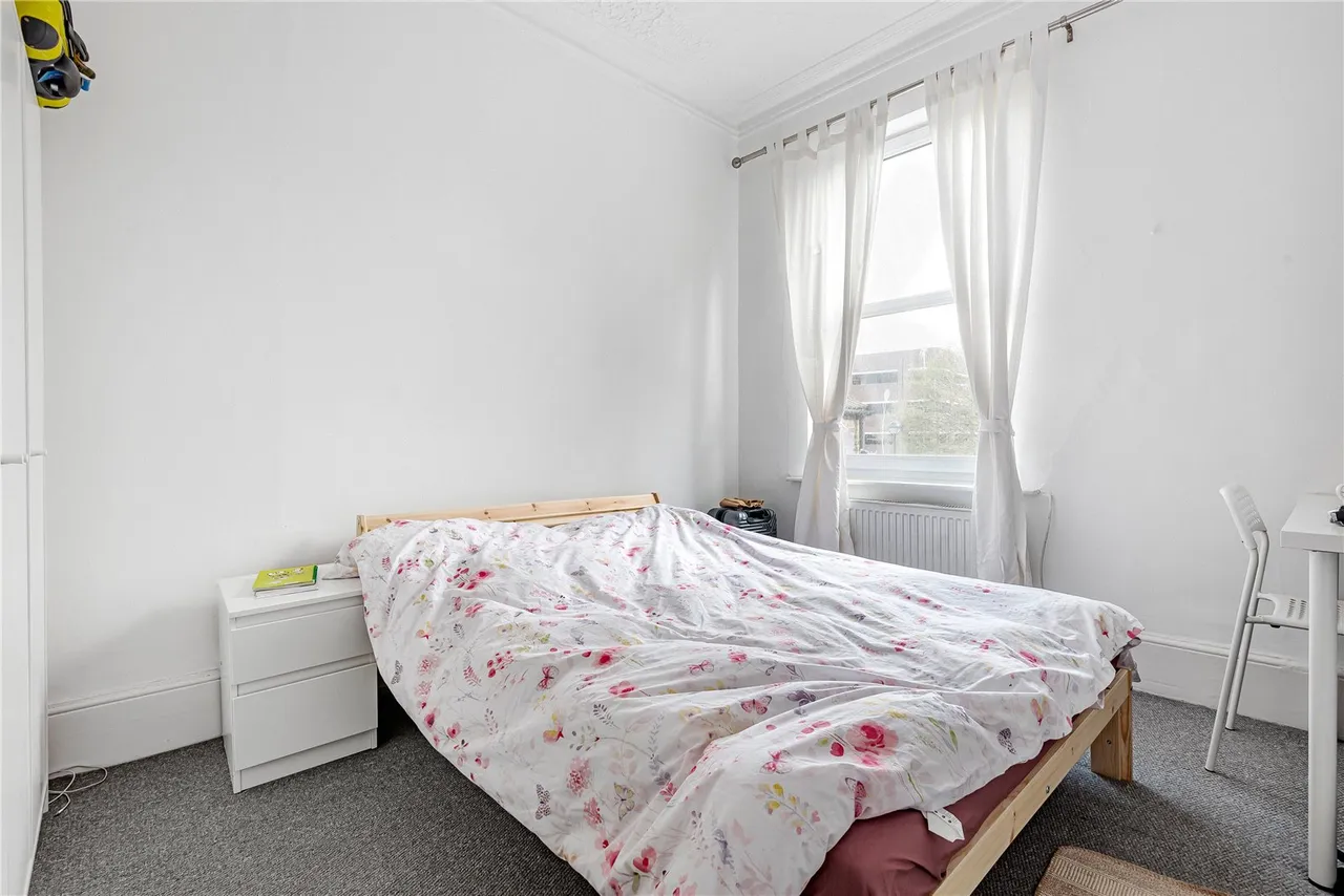 London Road, Twickenham, TW1 3RR, photo 4