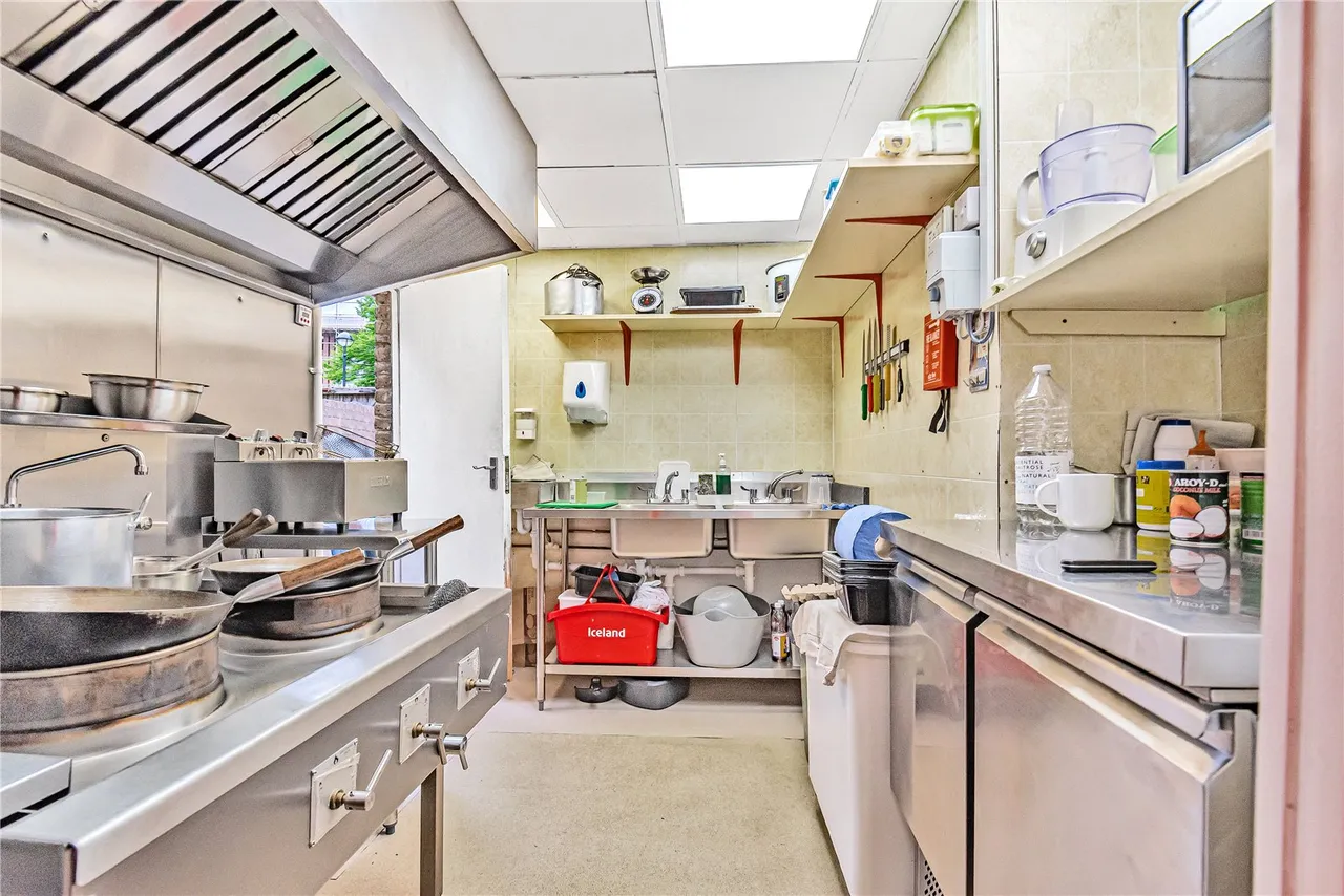London Road, Twickenham, TW1 3RR, photo 10