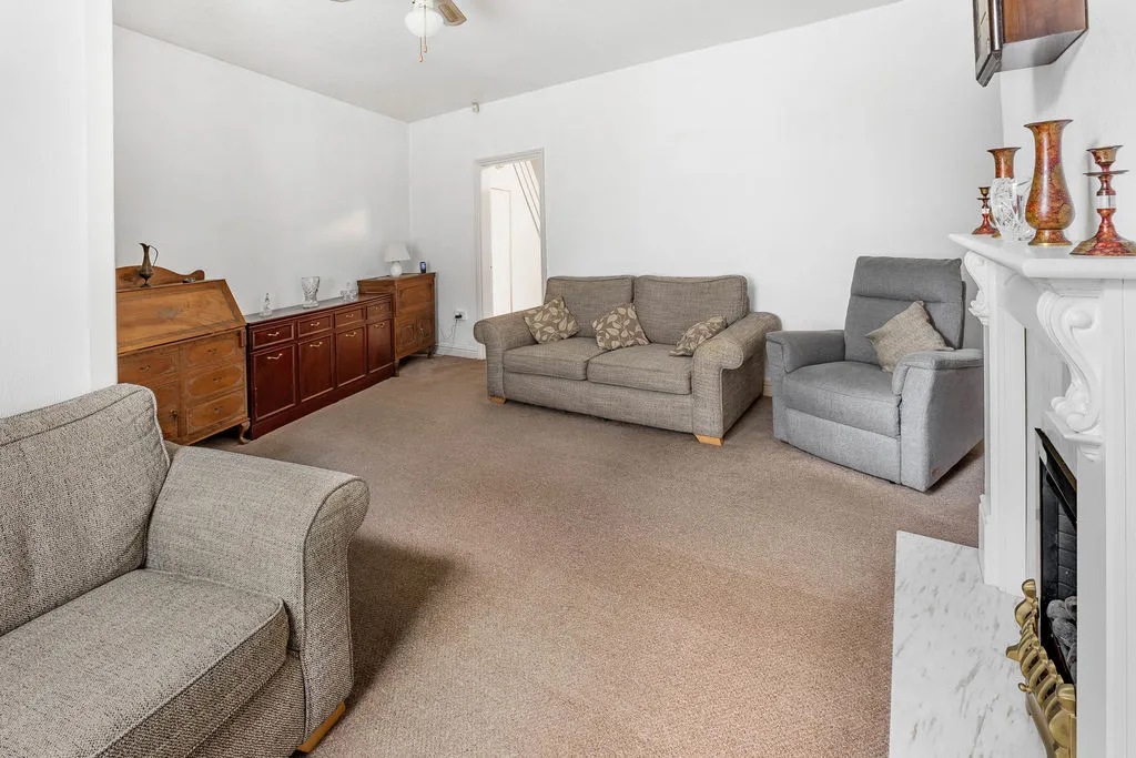 Kathleen Street, Rochdale OL12 6AJ, photo 3