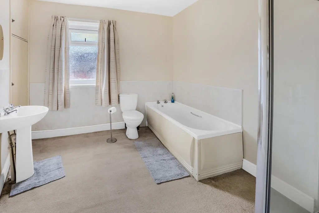 Kathleen Street, Rochdale OL12 6AJ, photo 10