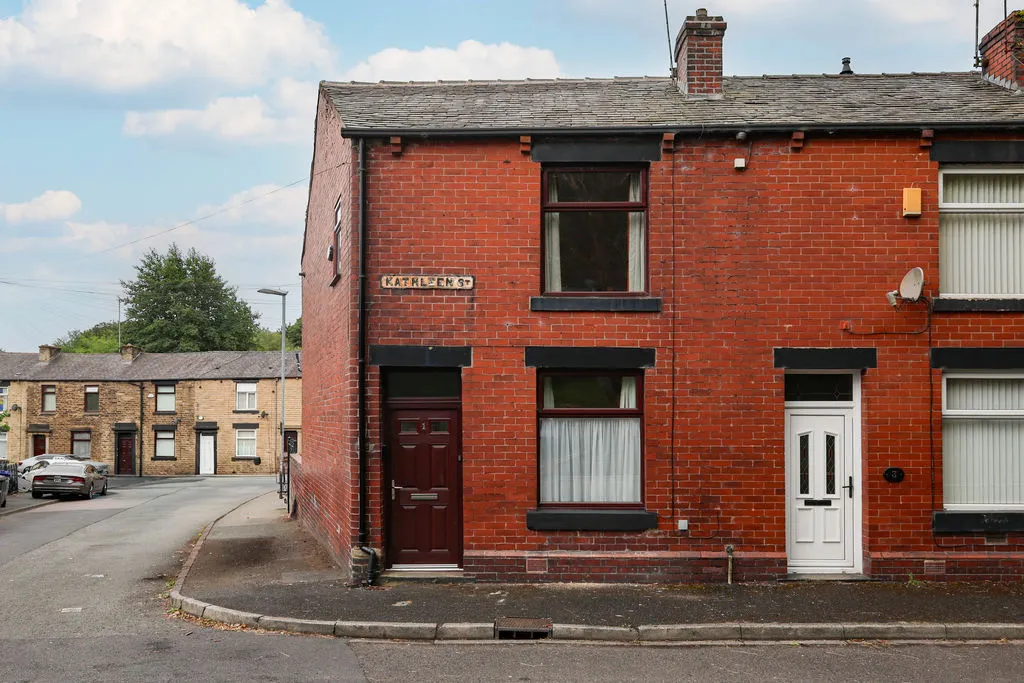 2 bed house for sale — Kathleen Street, Rochdale OL12 6AJ